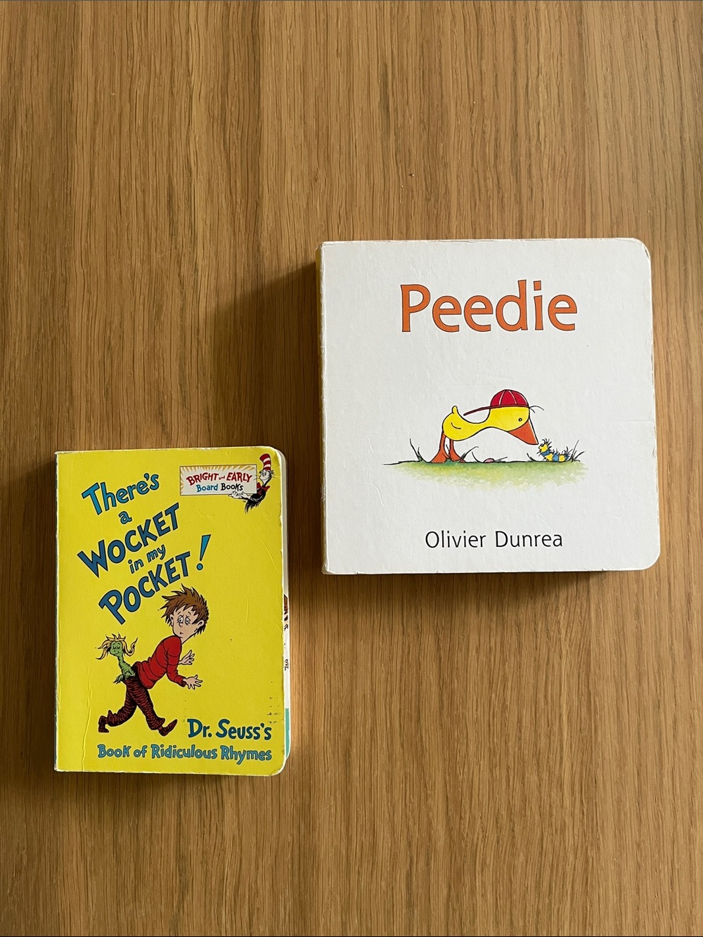Bundle of little kid’s books, set of 2